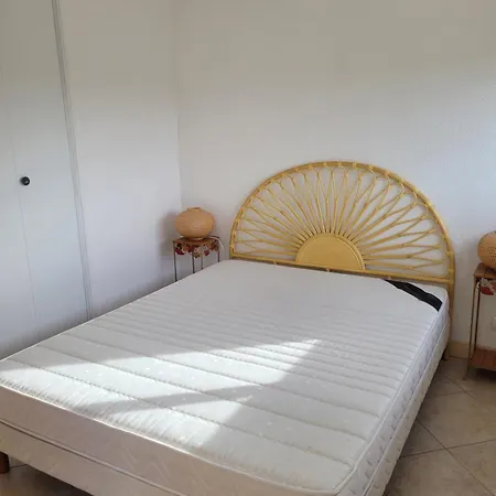 Apartment A Pied *