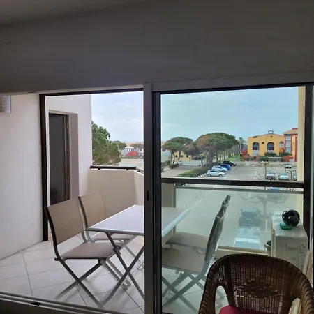 A Pied Apartment
